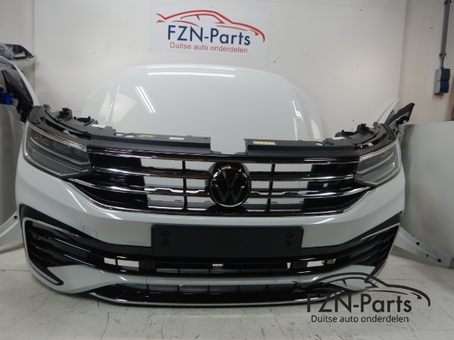 VW Tiguan 5NA 2.0 TDI Facelift R-Line Voorkop 6PDC LC9A 35/36
