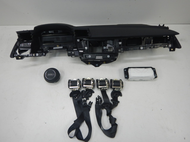 Audi A3 8Y Airbagset ( Airbag Set Dashboard) Leer