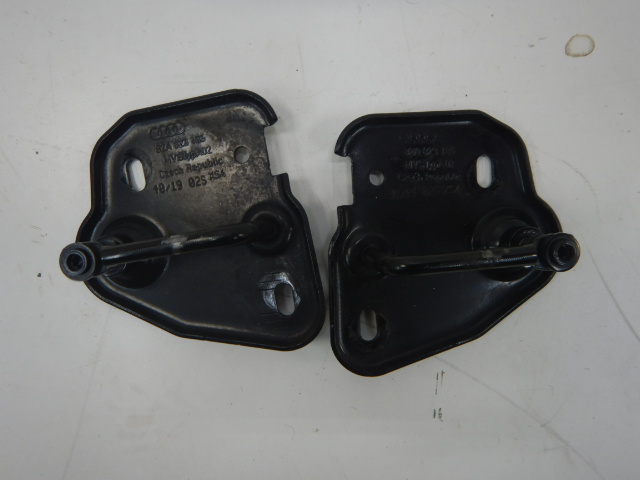 Audi A1 82A Vanghaak Set Links rechts 82A823185 82A823186