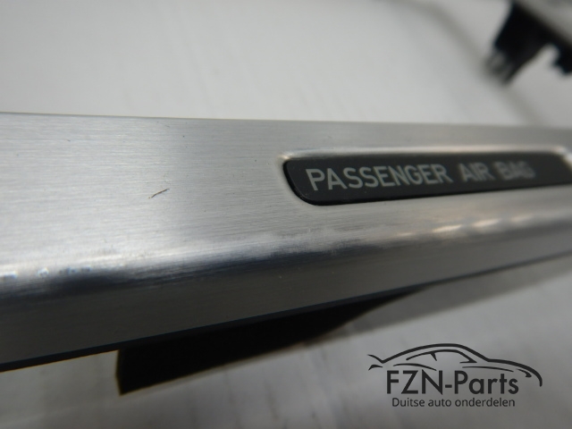 VW Passat 3C8 Inleg Dashboard Grijs Aluminium Look