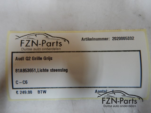 Audi Q2 81A Grille Grijs