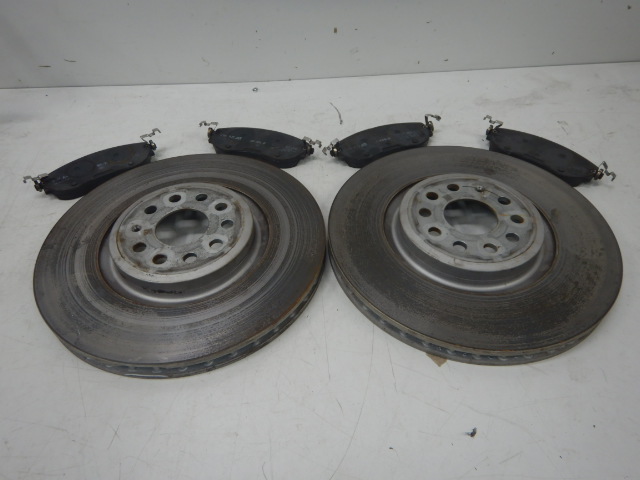 VW ID3 ID4 Remset Remschijven Remblokken Set Voorzijde 1EA615301B