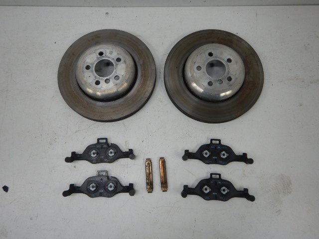 BMW 3-Serie G20 Geventileerd Remschijven + Blokken Voorzijde 3411680909 6888493 6888494 