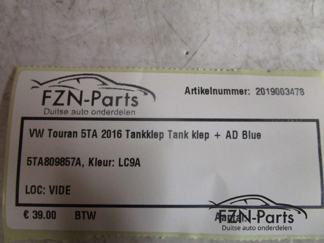 VW Touran 5TA 2016 Tankklep Tank Klep + AD Blue