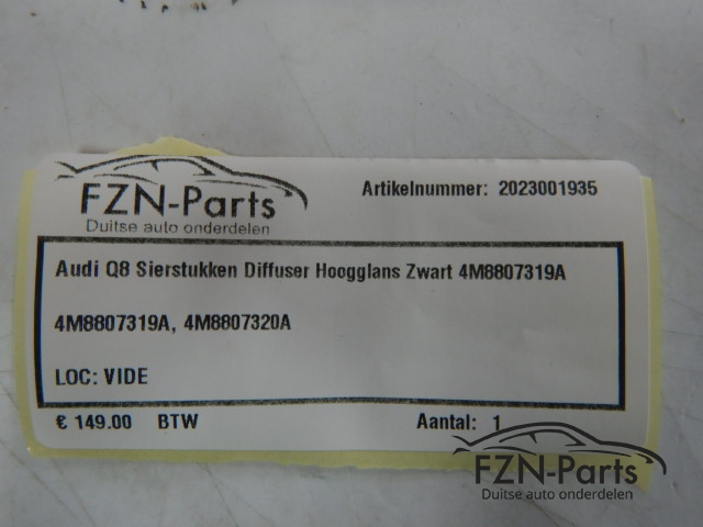 Audi Q8 4M8 Sierstukken Diffuser Hoogglans Zwart 4M8807319A