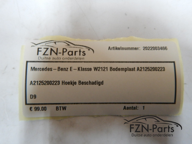 Mercedes-Benz E-Klasse W212 Bodemplaat A2125200223