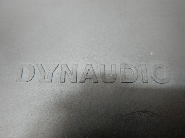 VW Touareg 760 Dynaudio Sound Subwoofer