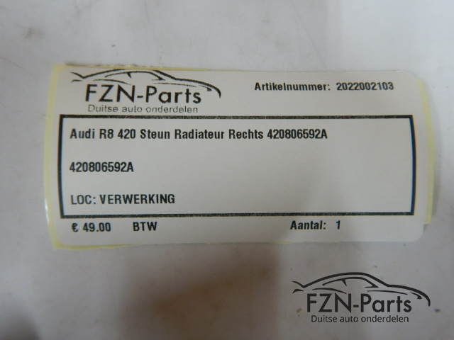 Audi R8 420 Steun Radiateur Rechts 420806592A