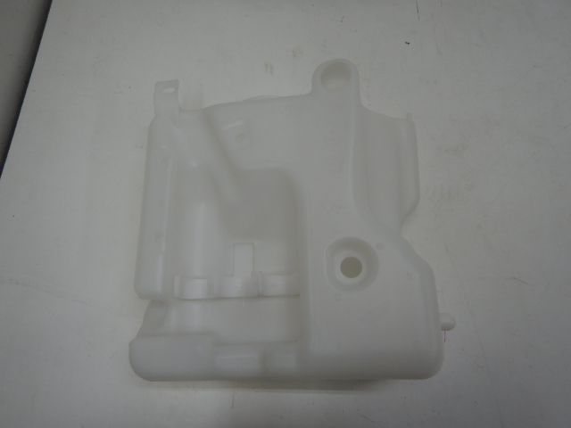 Mercedes-Benz C-Klasse W203 RVS Tank A2038690320
