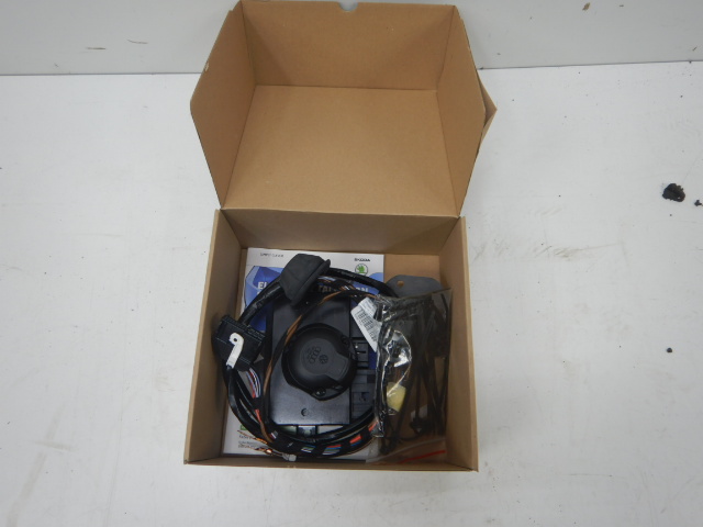 Skoda Fabia III 6V6 (NJ3) Trekhaak Inbouw Kabelset + Module 6V6055202 5Q0907383L
