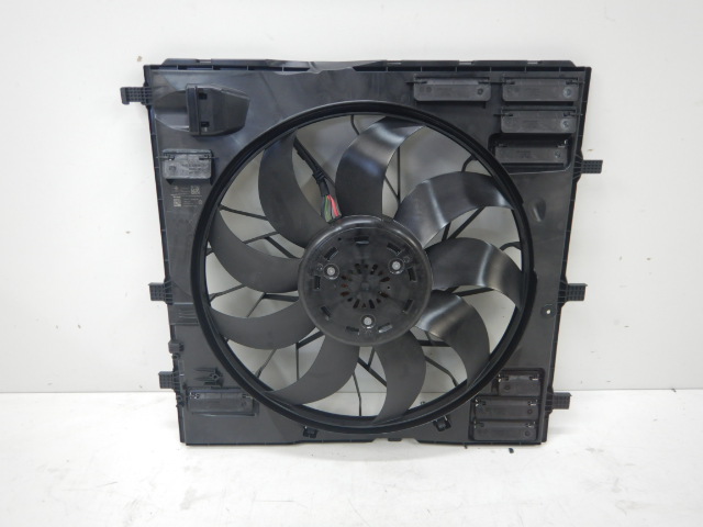 Mercedes-Benz Sprinter W907 Ventilator Koelluchtventilator A9079064600