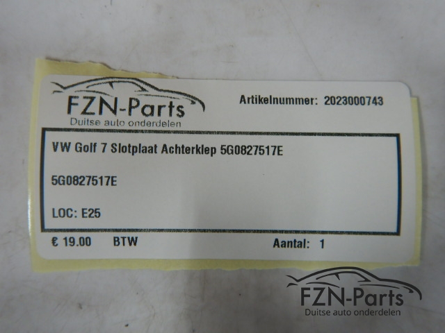 VW Golf  7 Slotplaat Achterklep 5G0827517E