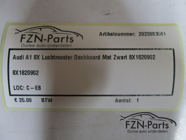 Audi A1 8X Luchtrooster Dashboard Mat Zwart 8X1820902