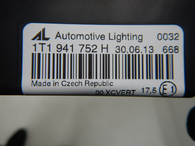 VW Touran 1T Bi-Xenon LED Koplamp Rechts R
