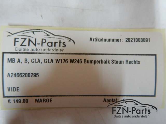 Mercedes-Benz A, B, CLA, GLA, W176 W246 Bumperbalk Steun Rechts