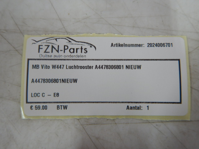   Mercedes-Benz Vito W447 Luchtrooster A4478306801 NIEUW 