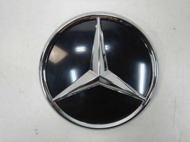 Mercedes-Benz C-Klasse W206 Logo Grille Chrome A2068884900