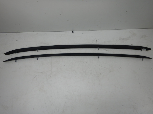 VW ID4 11A Dakdragers Dakrails Set Links+Rechts Mat Zwart