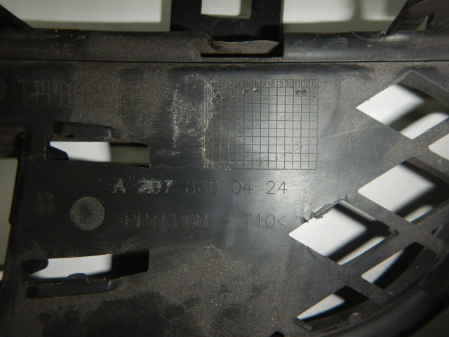 Mercedes-Benz E-Klasse W212 Dagrijverlichting Inleg Rechts A2078800424