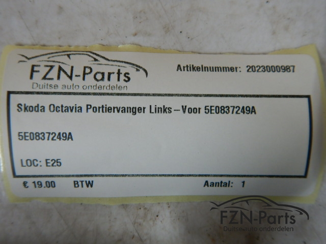 Skoda Octavia 5E Portiervanger Links-voor 5E0837249A
