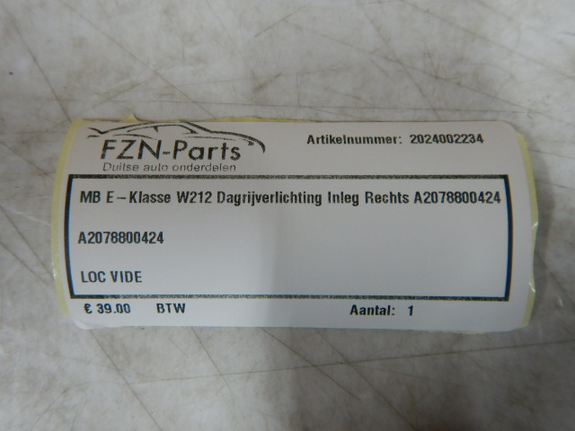 Mercedes-Benz E-Klasse W212 Dagrijverlichting Inleg Rechts A2078800424