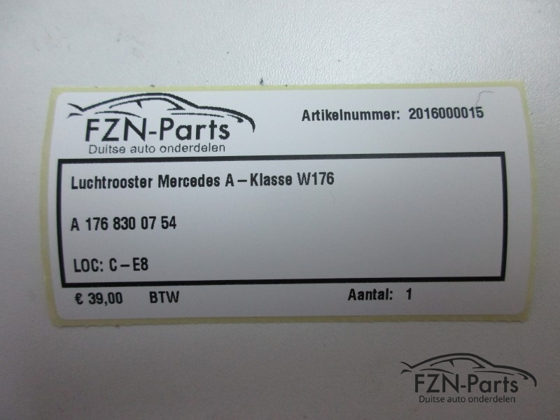 Mercedes-Benz A-Klasse W176 Luchtrooster A1768300754