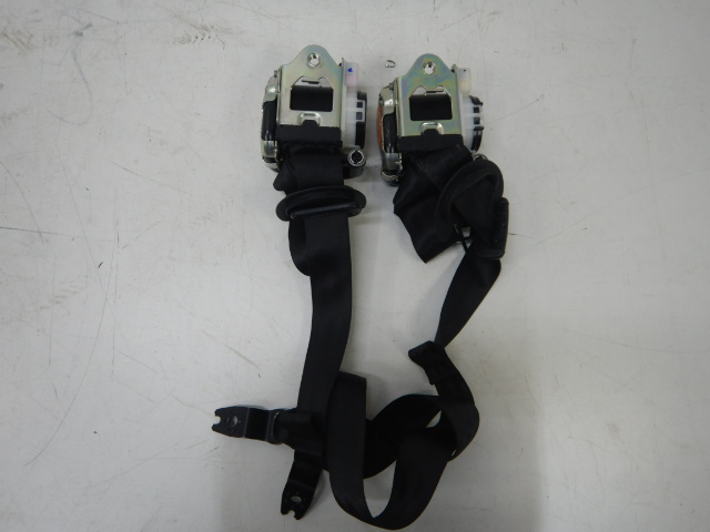 Audi A1 82A Gordel Set Links rechts Voorzijde 82G857706 82G857705