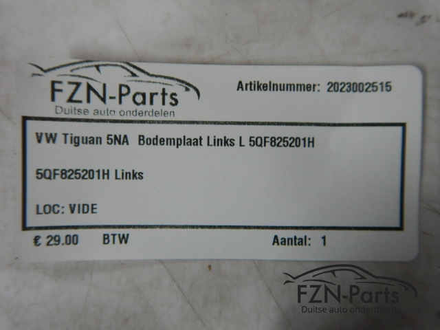 VW Tiguan 5NA Bodemplaat Links L 5QF825201H