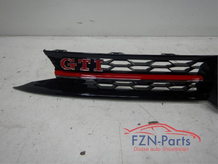 Grille Volkswagen Polo (22726750)