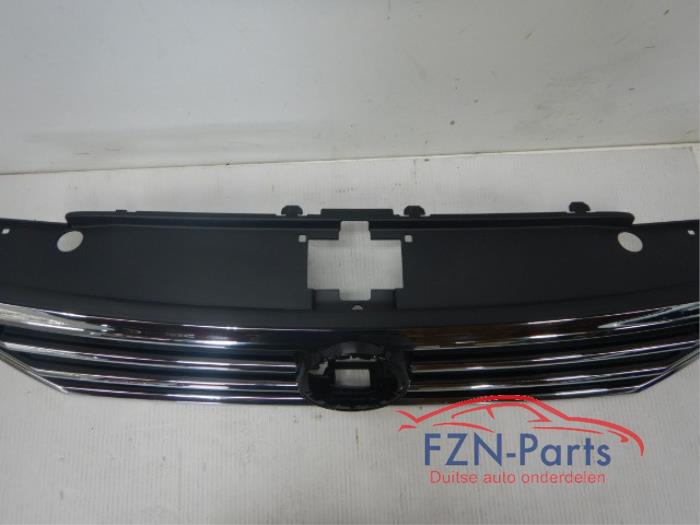 VW Passat B8 Facelift Grille Chrome