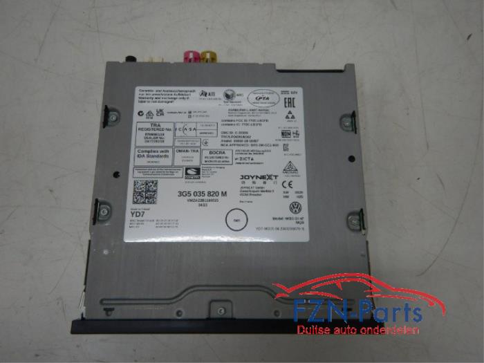 VW Passat B8 Regelapparaat Radio Navigatie