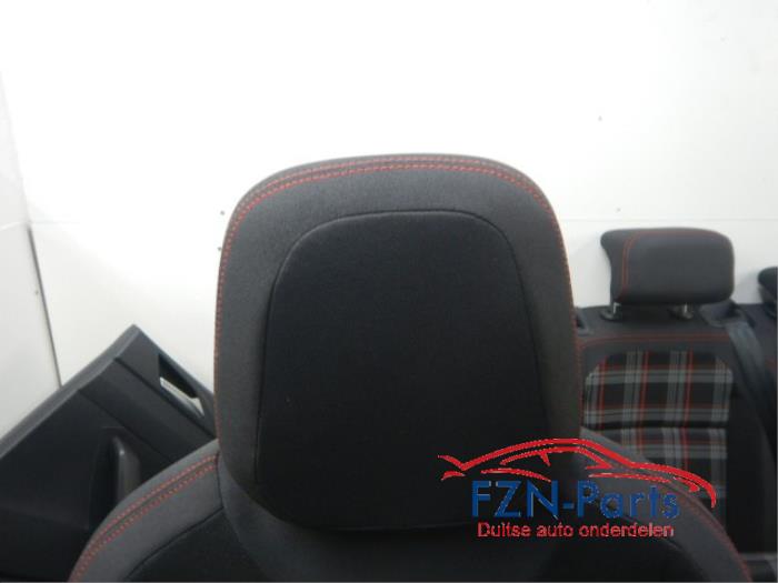 VW Polo 2G GTI Interieur Stof RHD Deurpanelen Voorstoelen hoogteverstelbaaroude airbags retourEngels interieurVoorstoelen achterbank deurpanelen