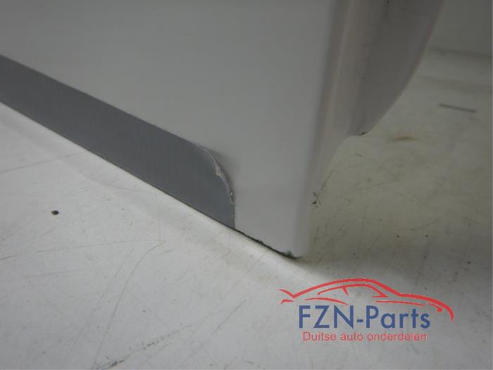 VW Caddy 2K7 Schuifdeur Rechts LB9A (Lange versie) Kleur: LB9A Candy weissLichte knik onderzijde 2.0 TDI 114349 01-05-2015 01-09-2020
2.0 TDI 4motion 114351 01-05-2015 01-09-2020
1.0 TSI 117959 01-11-2015 01-09-2020
1.6