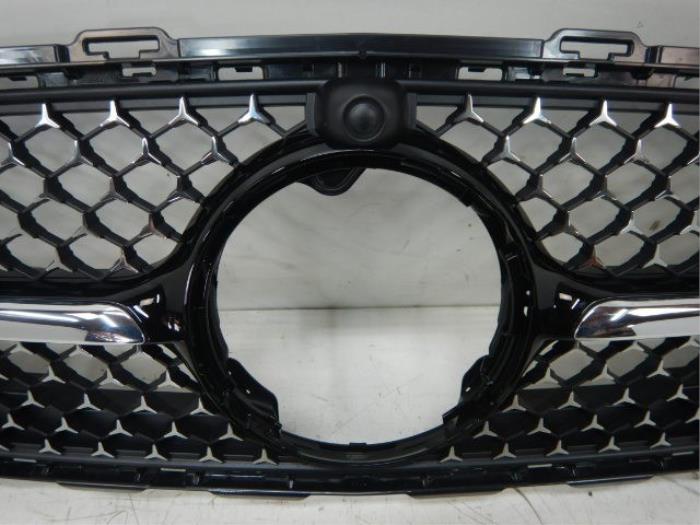 Mercedes-Benz C-Klasse W206 Diamond grille PDC Hoogglans Zwart Chrome