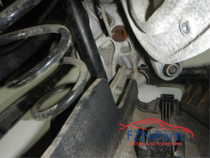 Audi A4 8W Wielophanging Fusee Links-Achter
