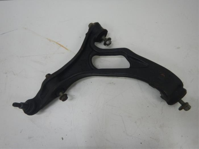 Draagarm rechts-voor Volkswagen Touareg (22727425)