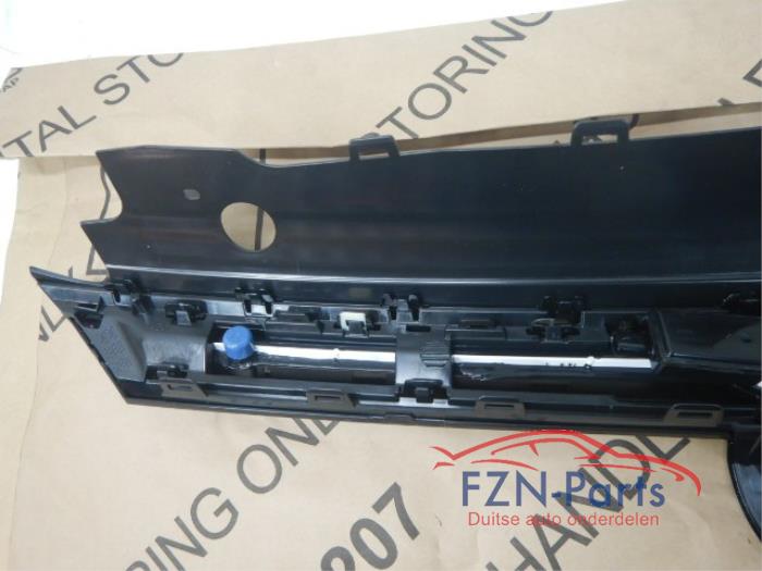 Grille Volkswagen Golf (22726692)