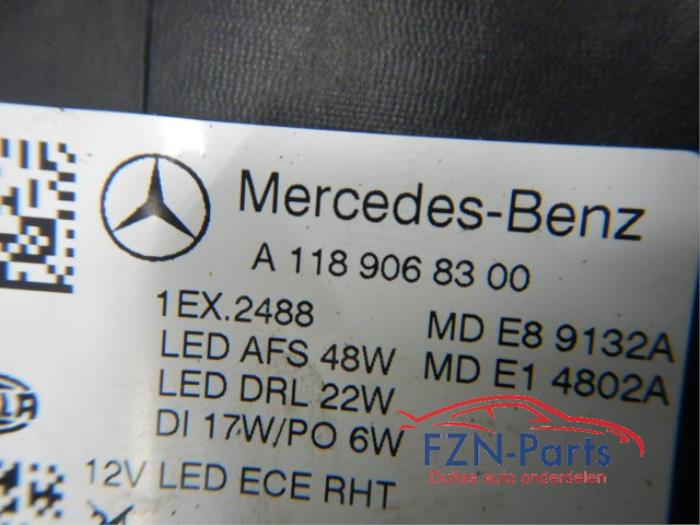 Koplamp links Mercedes CLA (22721896)