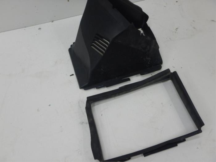 Audi RS6 4K C8 Luchtgeleiding Extra Koeler Rechts