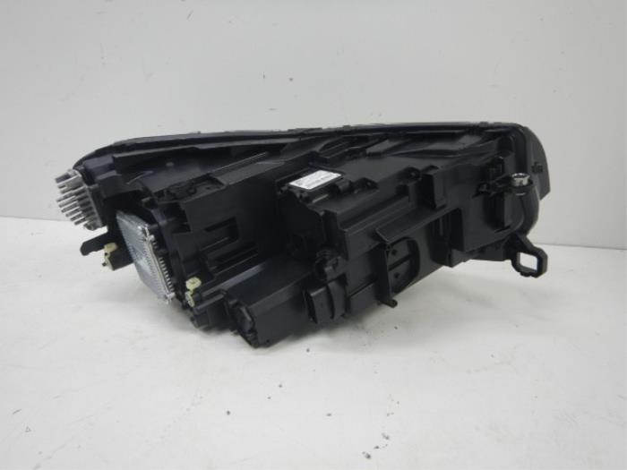 Koplamp links Volkswagen Tiguan (22721397)