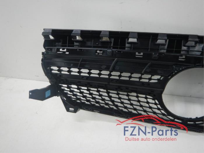 Mercedes-Benz CLA W117 Grille A1178801503 Kleur: Irridiumsilber Matte Urban