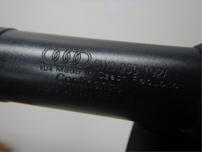 Pomp koplampsproeier Audi A4 (22744385)