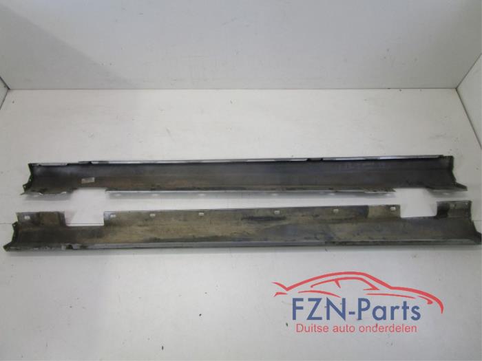 MERCEDES-BENZ C-Klasse W204 Sideskirt Set L+R