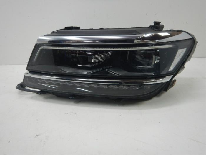 VW Tiguan 5NA VOLLED koplamp Links