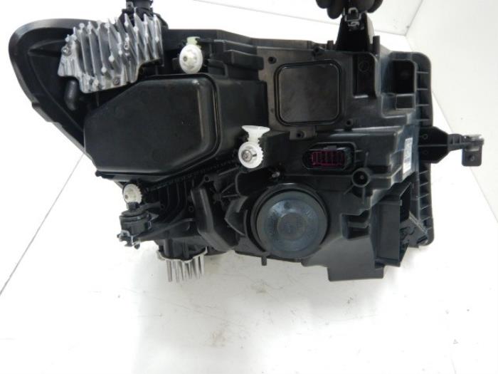 Koplamp links Volkswagen Crafter (22721420)