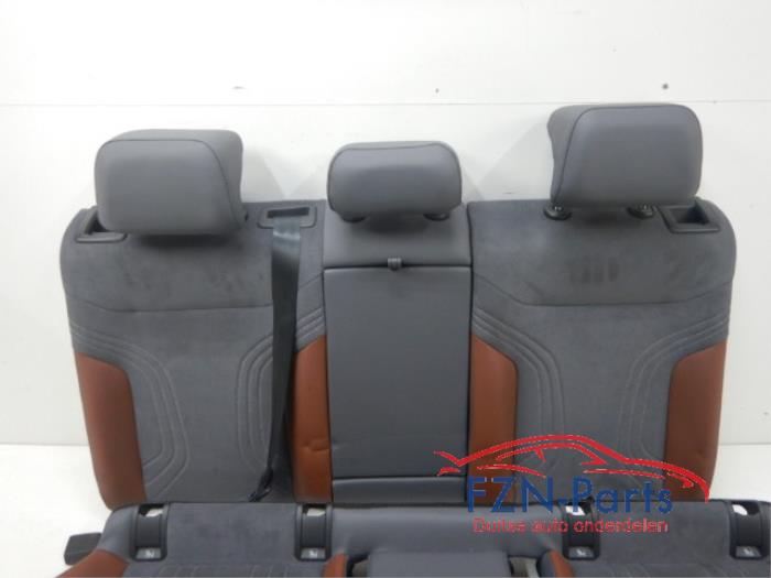 VW ID4 11A Achterbank+ Zitleuning Compleet Leer- Alcantara Alcantara GrijsBruin leerMet IsofixAchterbank, Zitleuning, Leer-Alcantara, ID4 11A Electric