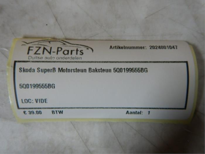 Motorsteun Skoda Superb (22736590)