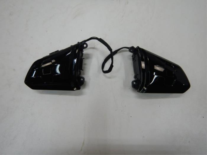 VW Golf 8 Stuurknopjes MF+ACC+VIEW+Lane Assist/R Mode