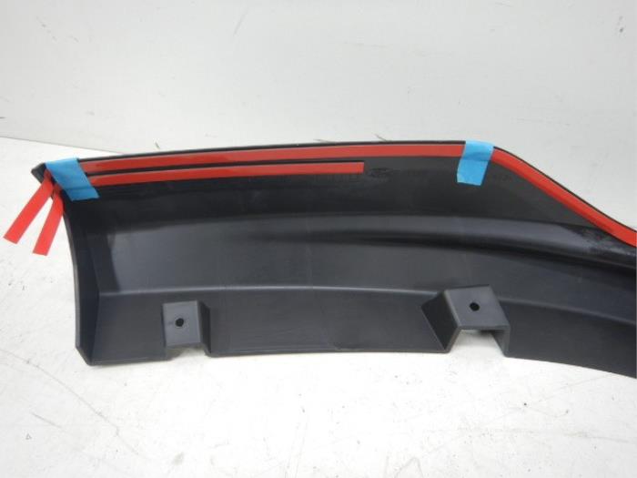 Ford Focus MK4 Sport ST Line Voorbumper Inleg