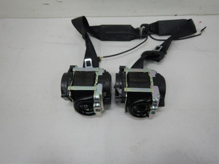 Audi A5 8W7 Cabrio Gordelset L+R ( Gordel Set Gordels )